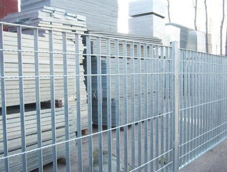 농가 별장을 위해 네트로 이루어지는 1.5 인치 와이어 메쉬 강철을 문지르는 아연도강