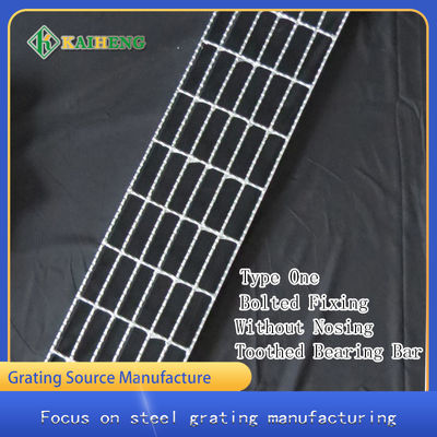 비 하락 강 그레이트 계단은 사다리 스텝 플레이트를 밟습니다